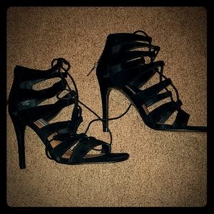 Steve madden black heels